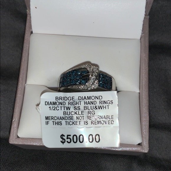 1/2 CTTW sterling blue and white Buckle ring - Picture 2 of 4